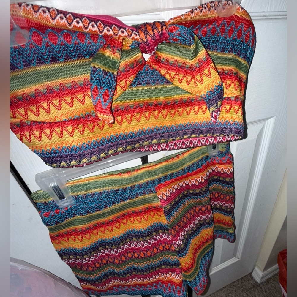 Colorful Striped Two-Piece Set - Picture 4 of 7